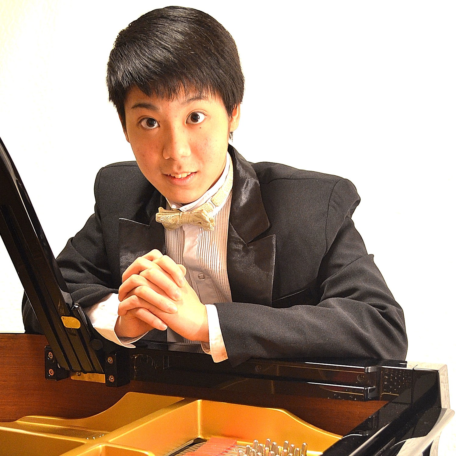 ピアノ：西本裕矢（第70回全日本学生音楽コンクール全国大会中学校の部第2位）